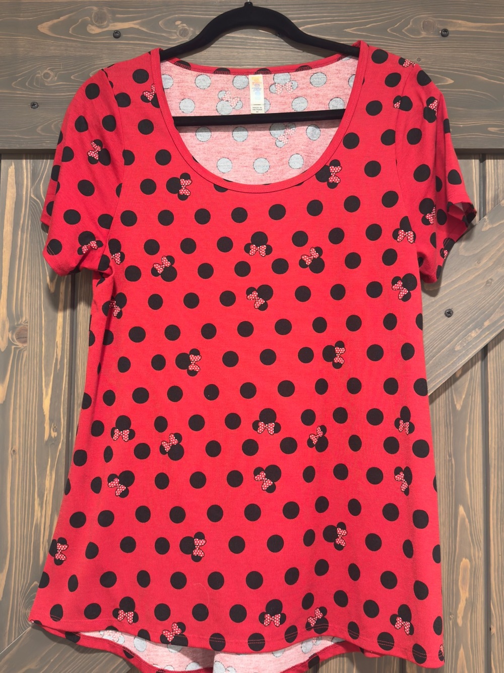 LuLaRoe Disney Minnie Red Short Sleeve Scoop Neck Tee with Black Polka Dots